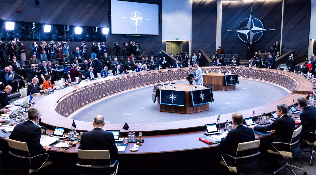 Donald Trump amenință cu retragerea Statelor Unite din NATO în contextul tensiunilor cu Iranul